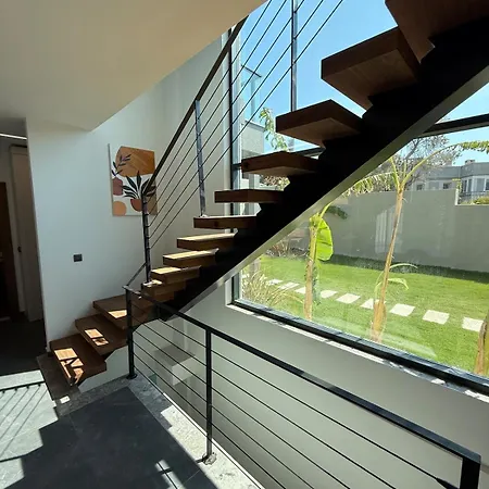 Willa Vip Lueks Odalar Banyo Ve Klimali