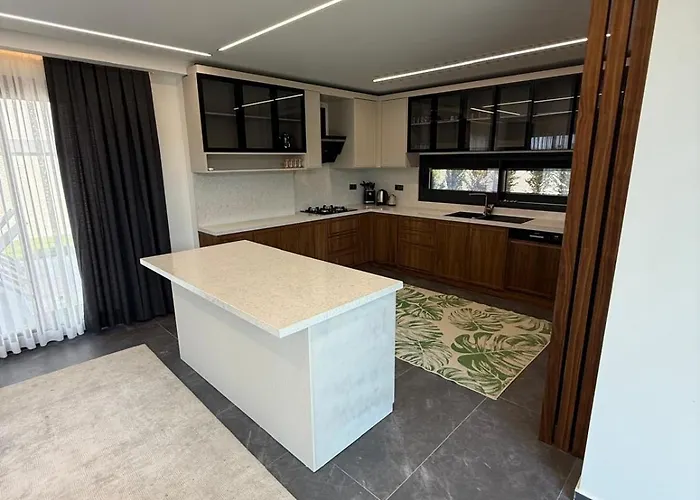 Villa Vip Lueks Odalar Banyo Ve Klimali *